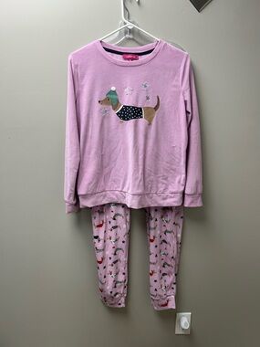 Carisma Women’s Pink Long Sleeve Pyjama Set